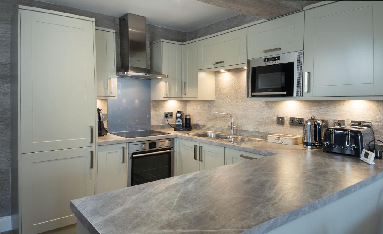 Kirklea Island Suites Tarbert  Bagian luar foto