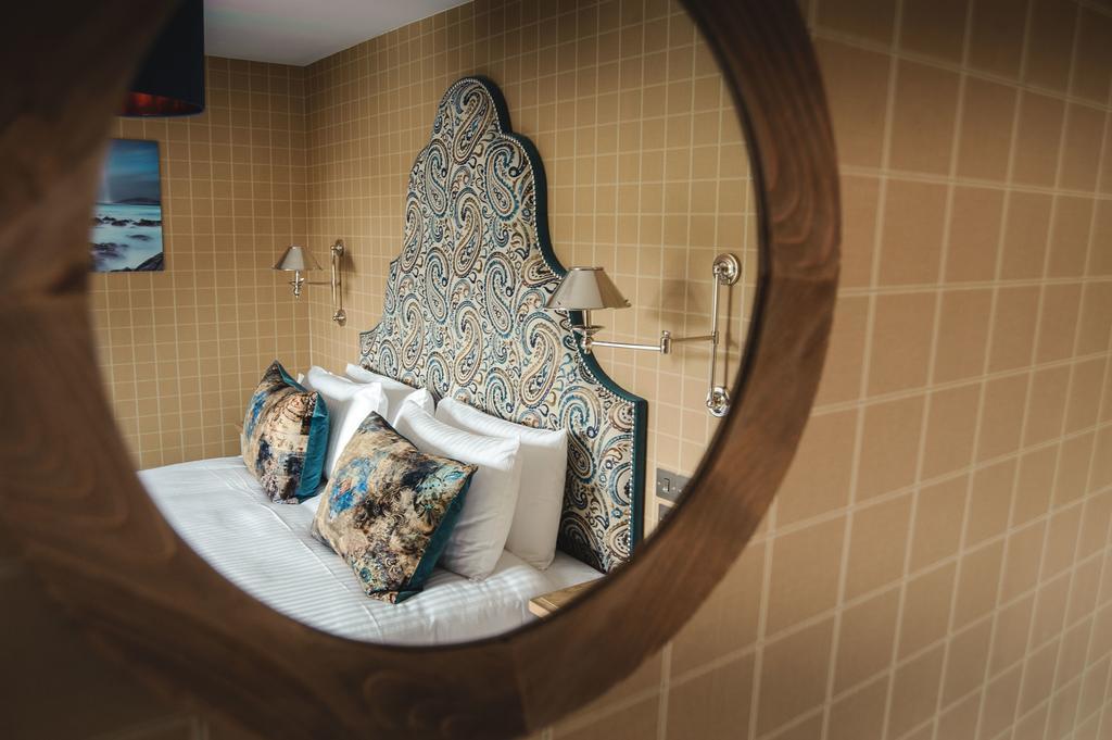 Kirklea Island Suites Tarbert  Bagian luar foto